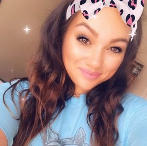 Meet your Posher, Savannah